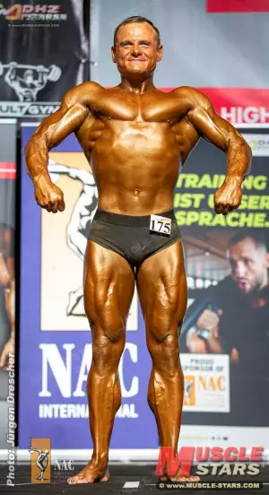 2022 nac universe 2594